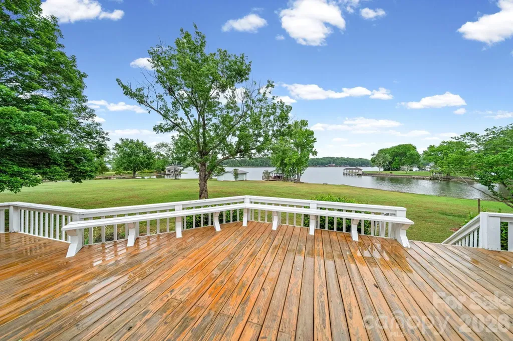 541 Harbor Road Norwood NC 28128
