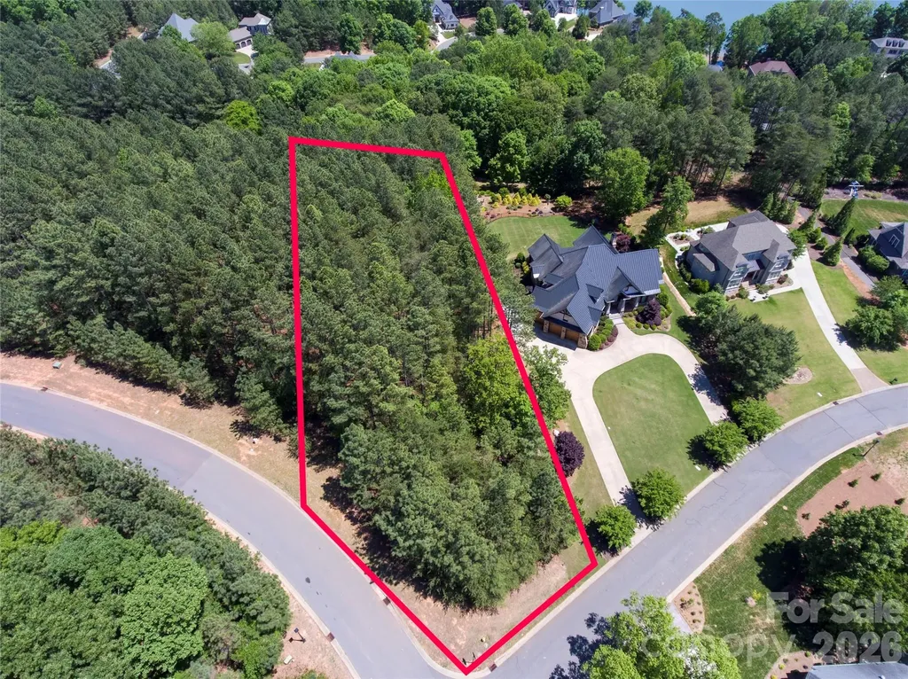5017 Hermitage Court Belmont NC 28012