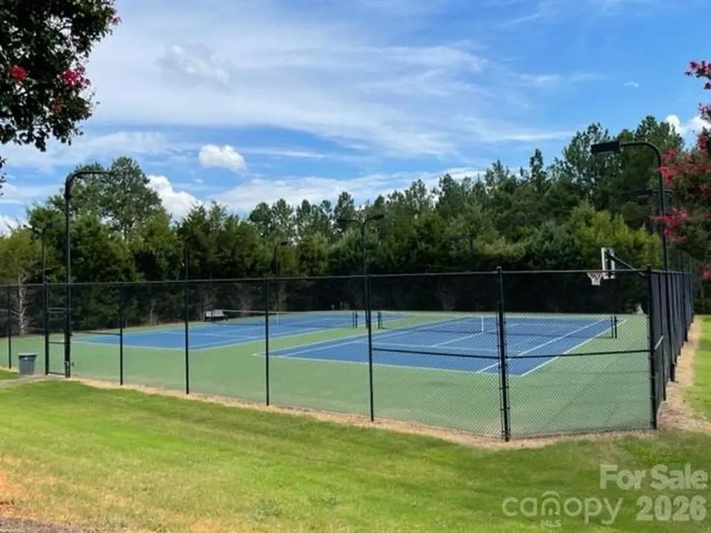 5017 Hermitage Court Belmont NC 28012
