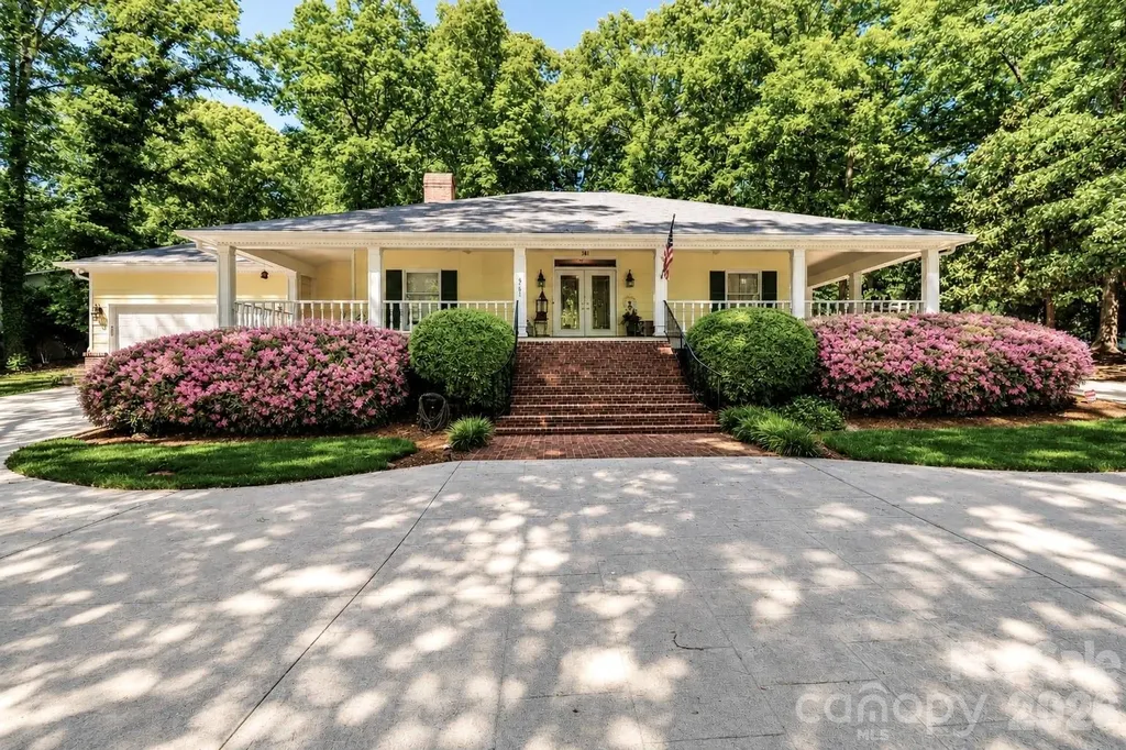 361 Gleneagles Road W Statesville NC 28625
