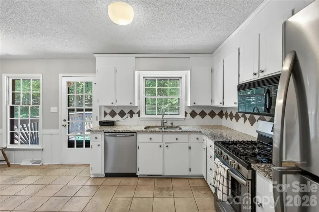7615 Alexander Road Charlotte NC 28270