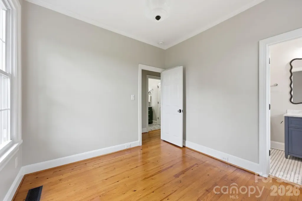 315 S Main Street Davidson NC 28036