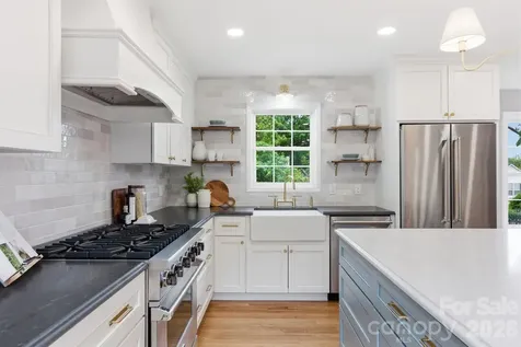315 S Main Street Davidson NC 28036