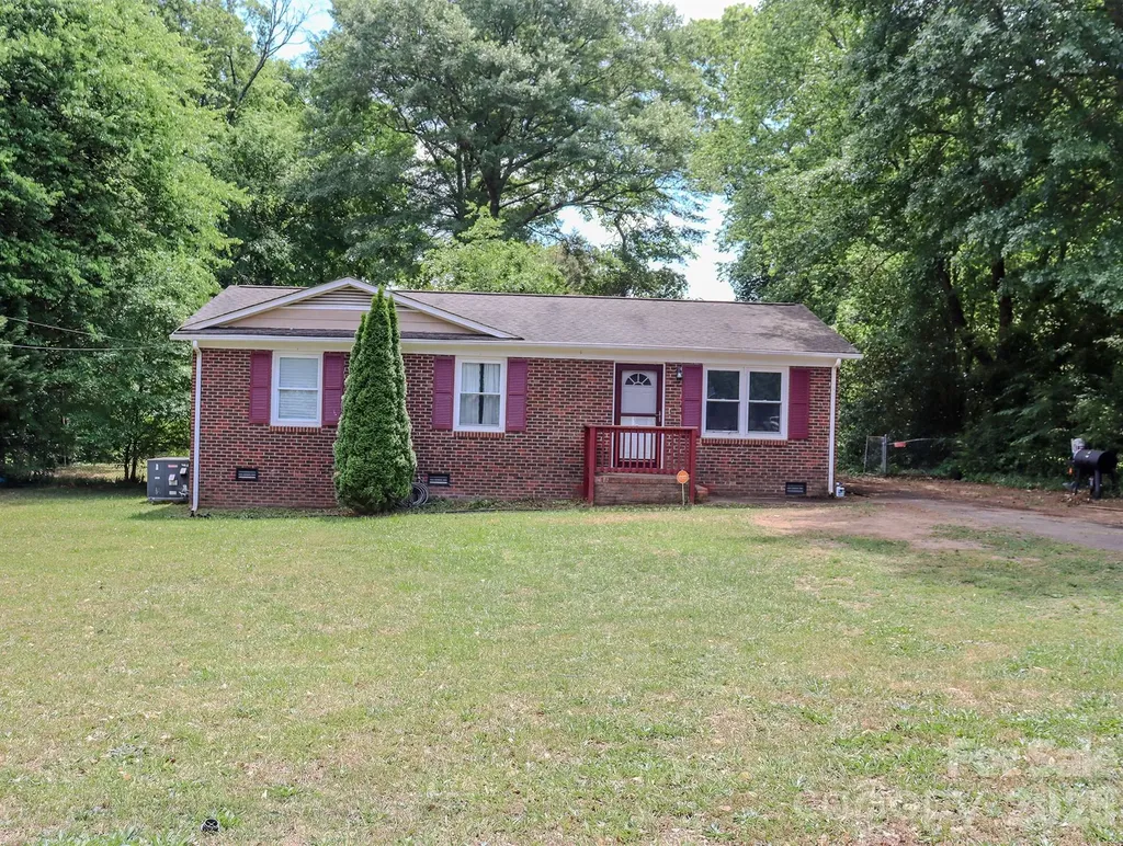 1006 Iris Drive Gastonia NC 28056