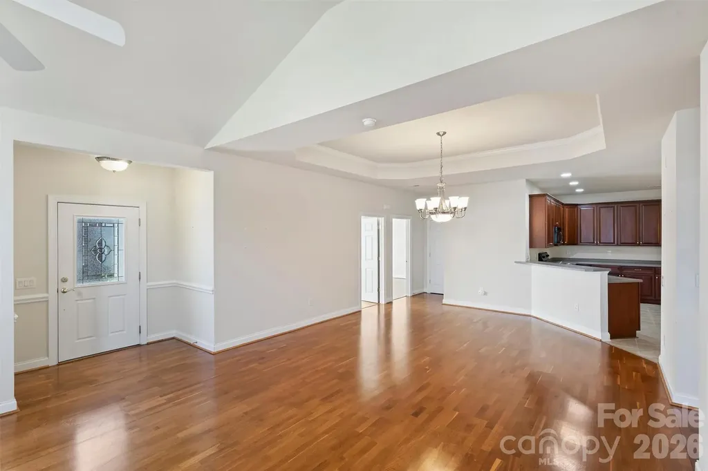 2015 Woodburn Terrace Matthews NC 28105