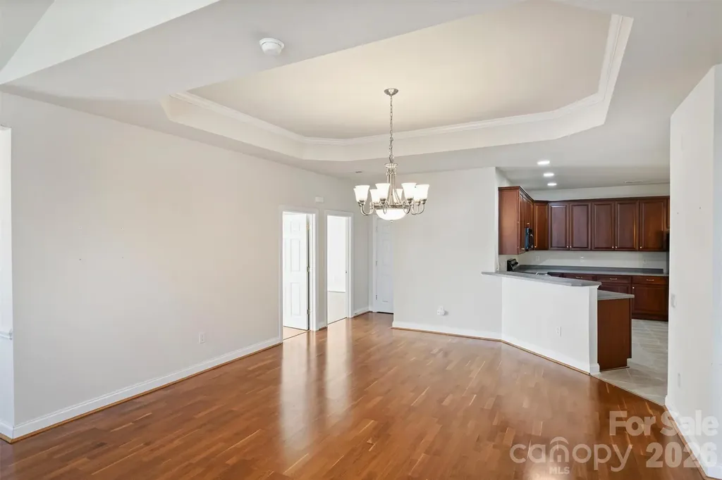 2015 Woodburn Terrace Matthews NC 28105