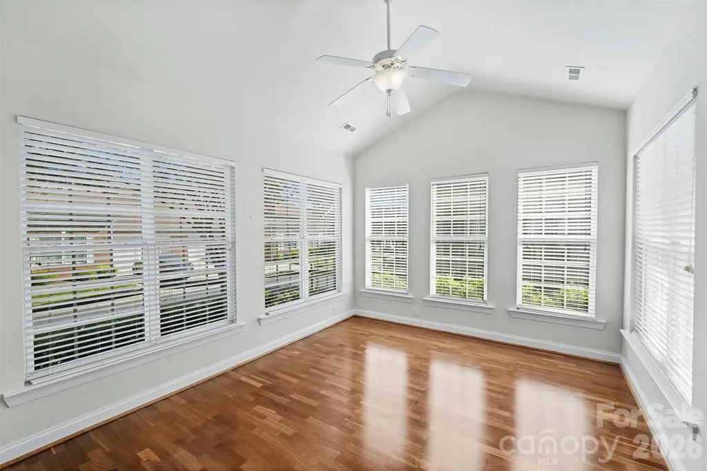 2015 Woodburn Terrace Matthews NC 28105