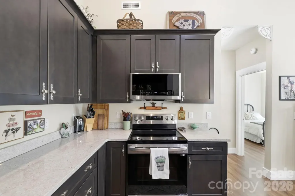 143 Beechnut Drive Hendersonville NC 28739