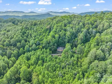 603 Pace Mountain Road Saluda NC 28773