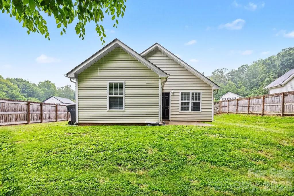 2116 Lauren Elizabeth Court Charlotte NC 28214