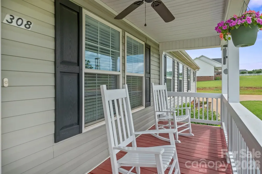 308 Laurel Ridge Drive Lincolnton NC 28092