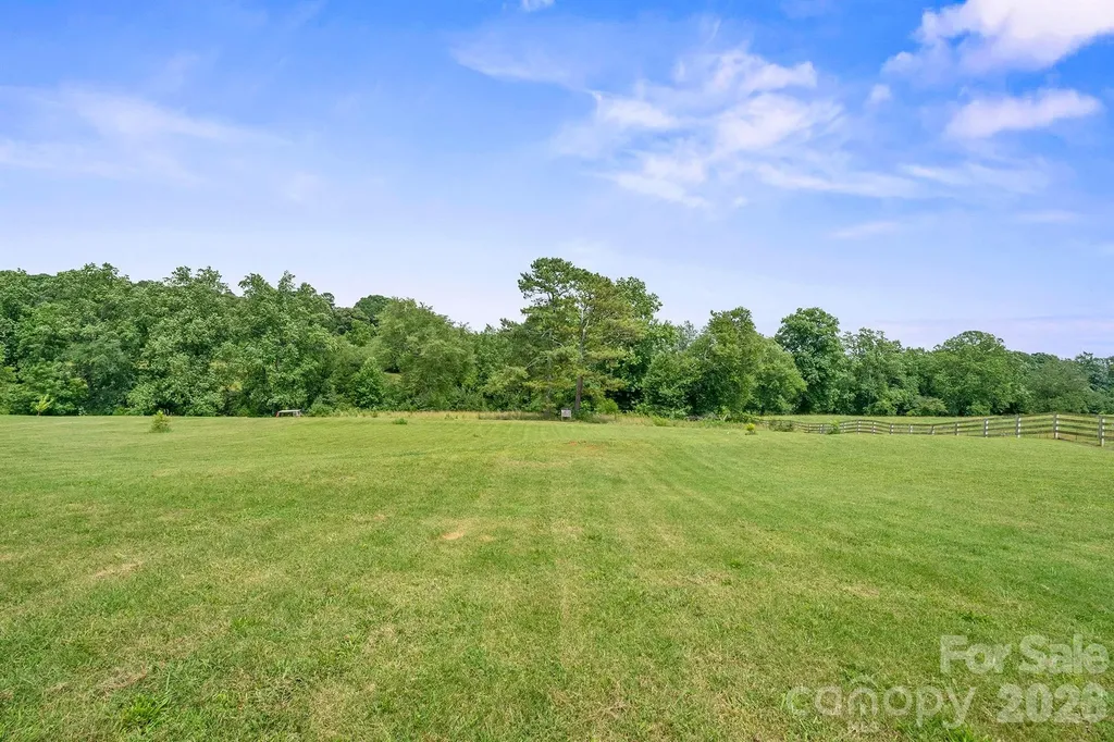 308 Laurel Ridge Drive Lincolnton NC 28092