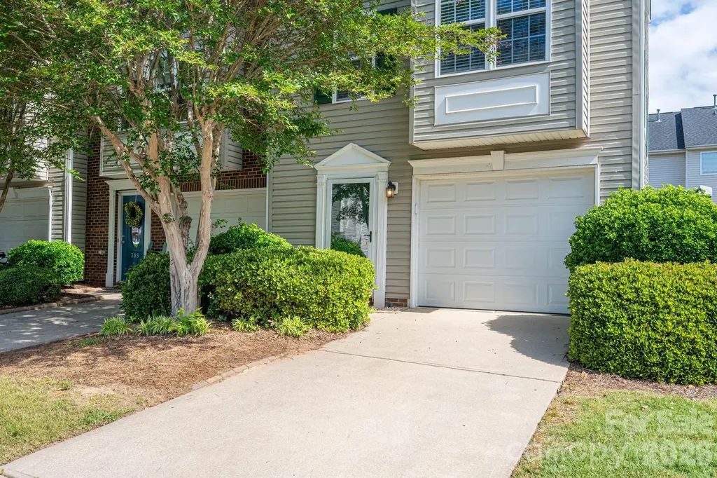 304 Rock Ridge Lane Mount Holly NC 28120