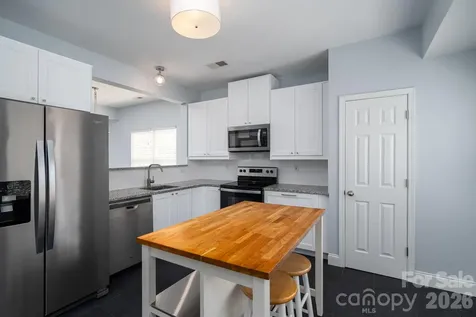 304 Rock Ridge Lane Mount Holly NC 28120