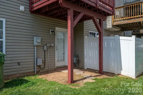 304 Rock Ridge Lane Mount Holly NC 28120