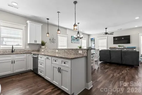 119 Sunset Drive Garden City SC 29576