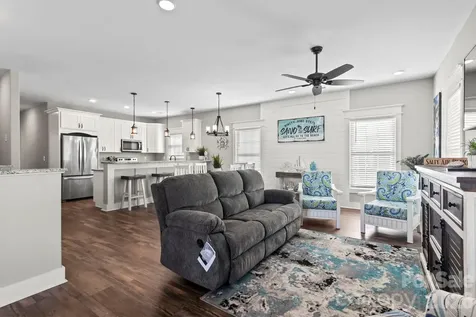 119 Sunset Drive Garden City SC 29576