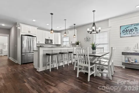 119 Sunset Drive Garden City SC 29576