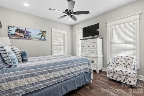 119 Sunset Drive Garden City SC 29576
