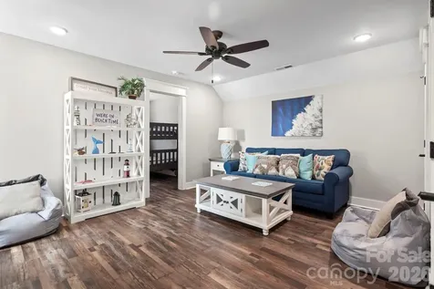 119 Sunset Drive Garden City SC 29576