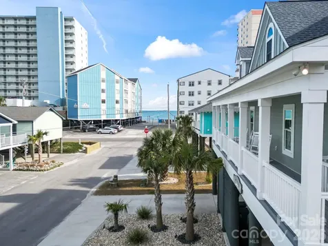 119 Sunset Drive Garden City SC 29576