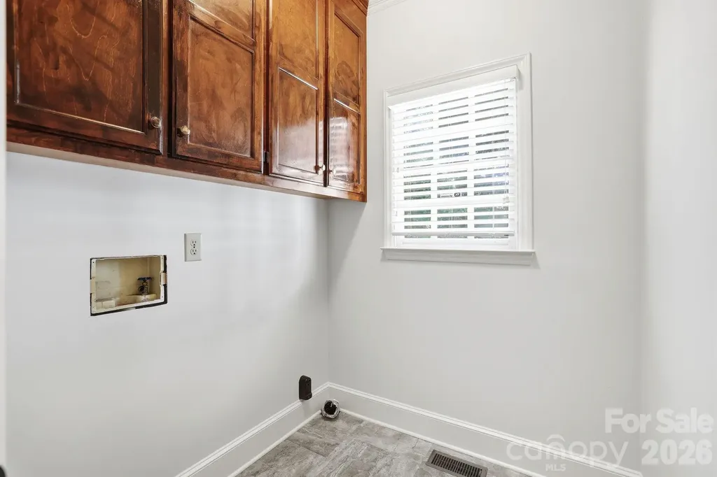 7000 Hollow Oak Drive Mint Hill NC 28227