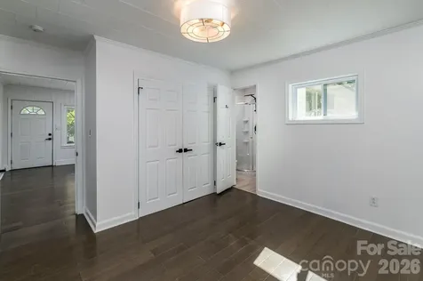 3828 Oakwood Road Charlotte NC 28269