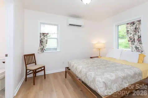 12 Lila Lane Clyde NC 28721