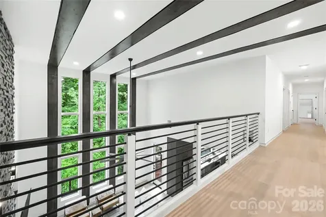 2810 Huntingtowne Farms Lane Charlotte NC 28210