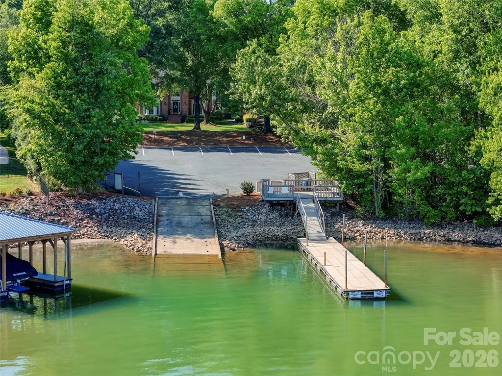 186 Southhaven Drive Mooresville NC 28117