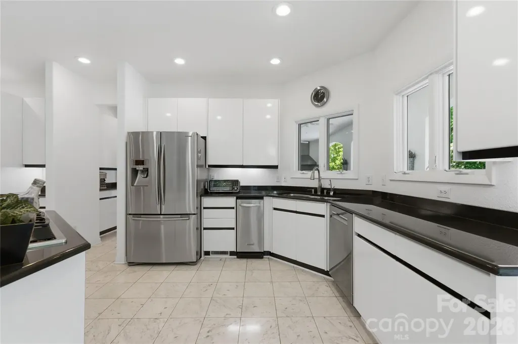 18426 Peninsula Cove Lane Cornelius NC 28031