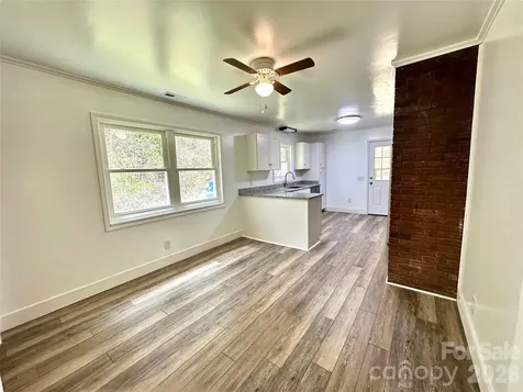8855 Bugger Hollow Road Newland NC 28657