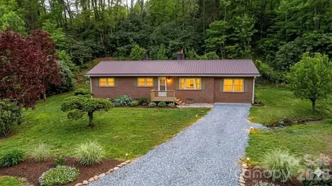 8855 Bugger Hollow Road Newland NC 28657