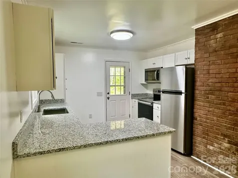 8855 Bugger Hollow Road Newland NC 28657