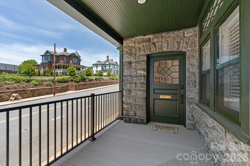 134 Biltmore Avenue Asheville NC 28801