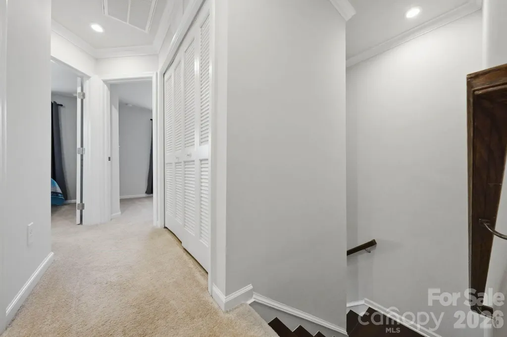 1221 Queen Lyon Court Charlotte NC 28205