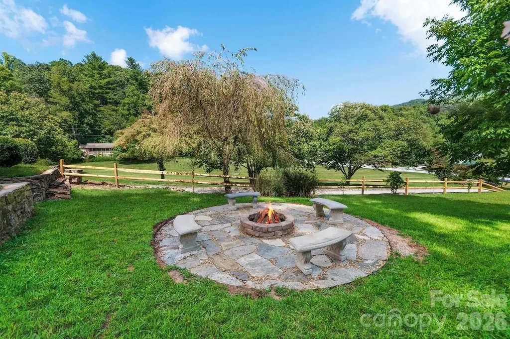 72 Chestnut Hill Road Gerton NC 28735