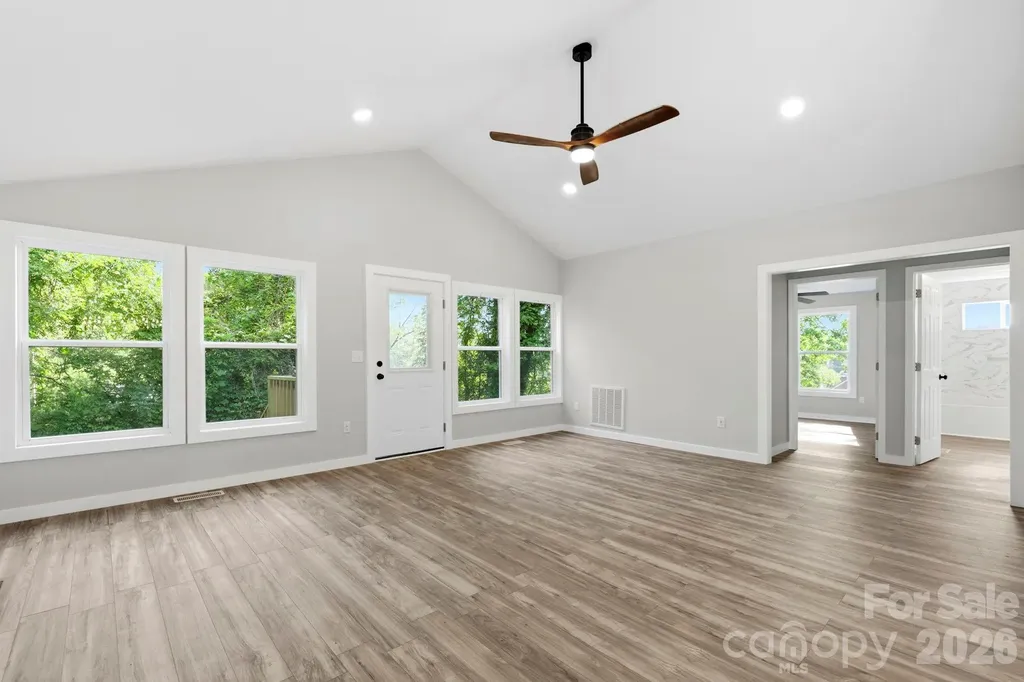240 E Court Street Rutherfordton NC 28139