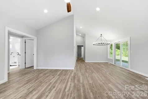 240 E Court Street Rutherfordton NC 28139
