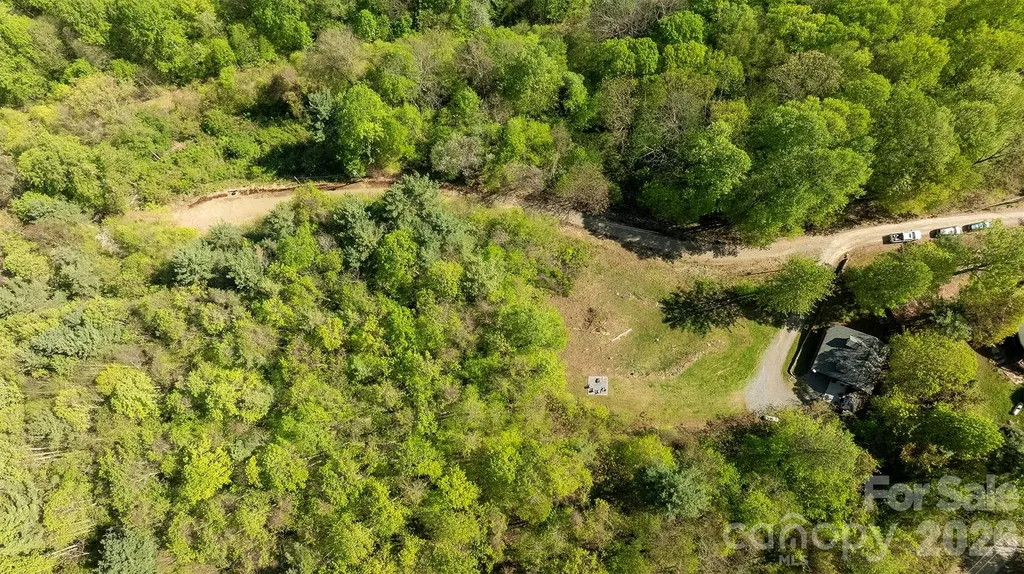 95 Lasso Lane Waynesville NC 28785