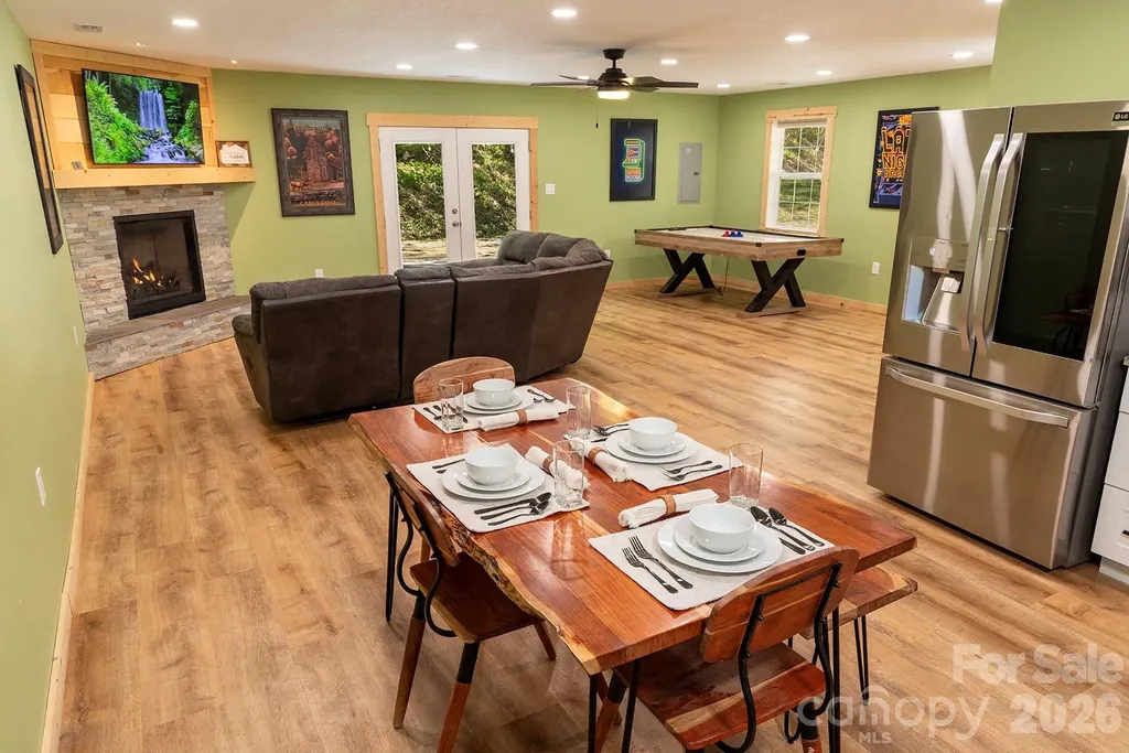 95 Lasso Lane Waynesville NC 28785