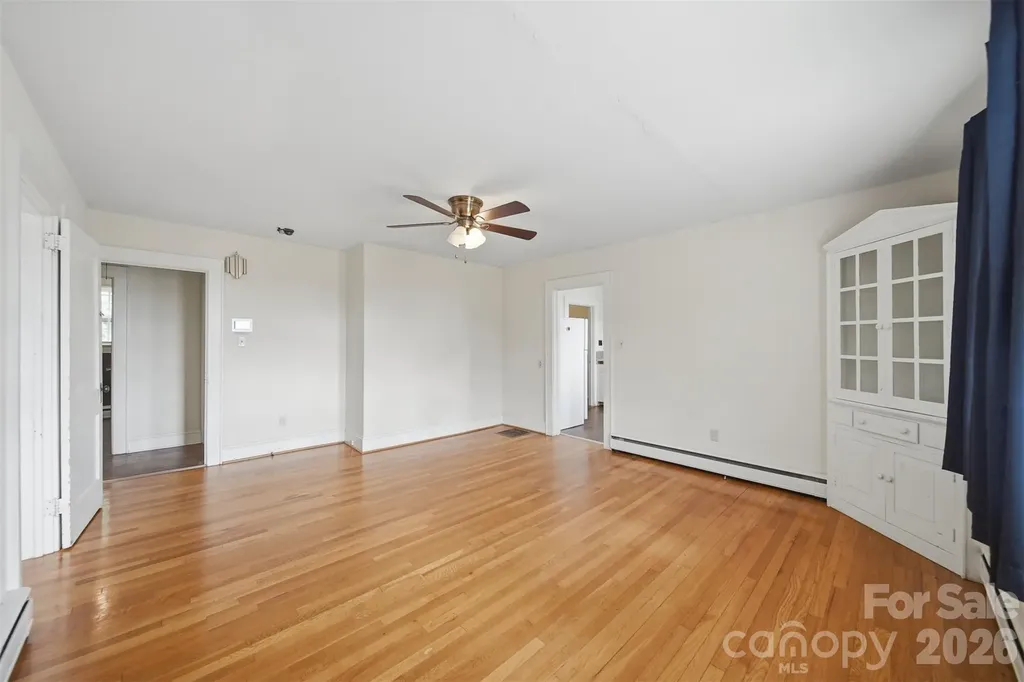 2711 SE 8th Avenue SE Hickory NC 28602