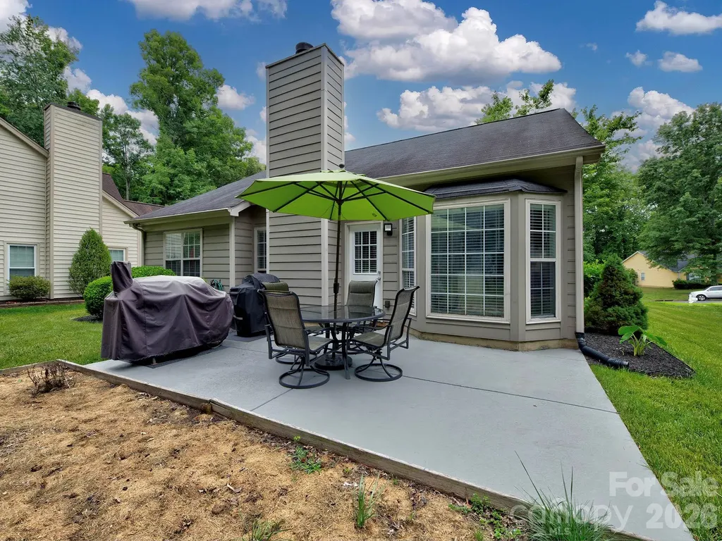 3102 Mintleaf Drive Charlotte NC 28269