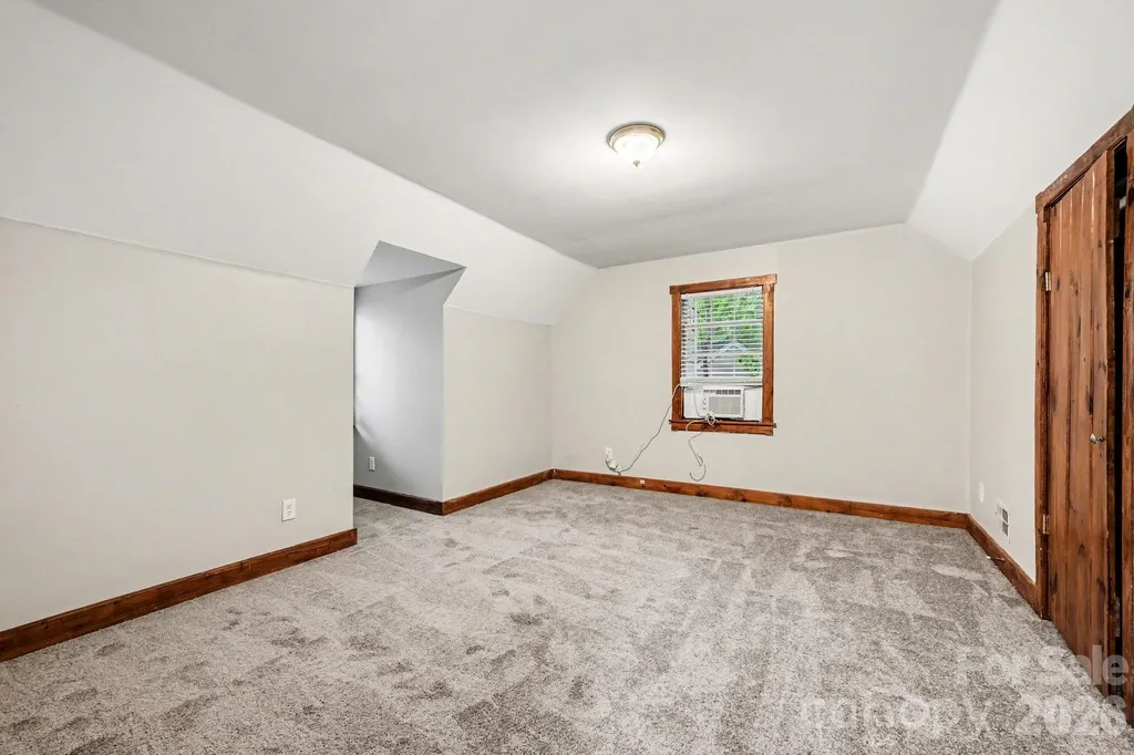 8800 Royal Scot Lane Charlotte NC 28227