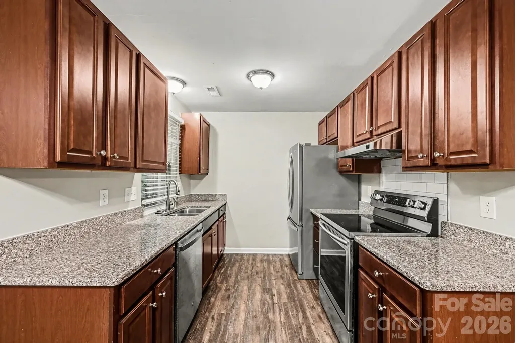 8800 Royal Scot Lane Charlotte NC 28227