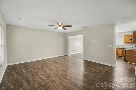 7916 Mcgarry Trail Charlotte NC 28214