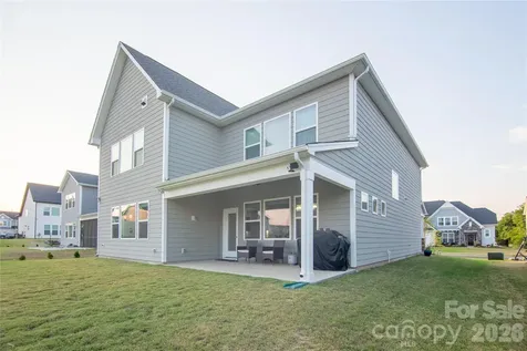 3841 Dahlia Drive Harrisburg NC 28075
