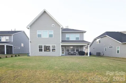 3841 Dahlia Drive Harrisburg NC 28075