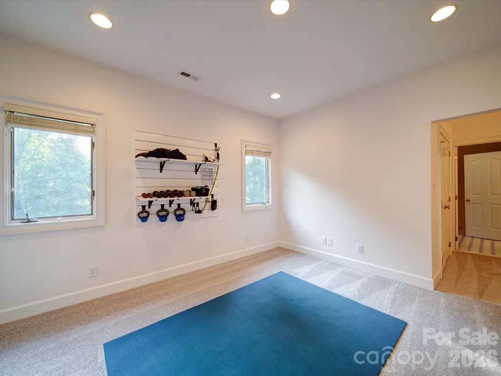 15708 Eagleview Drive Charlotte NC 28278