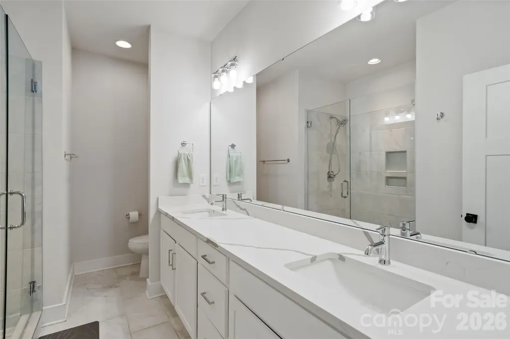 5040 York Park Lane Charlotte NC 28217